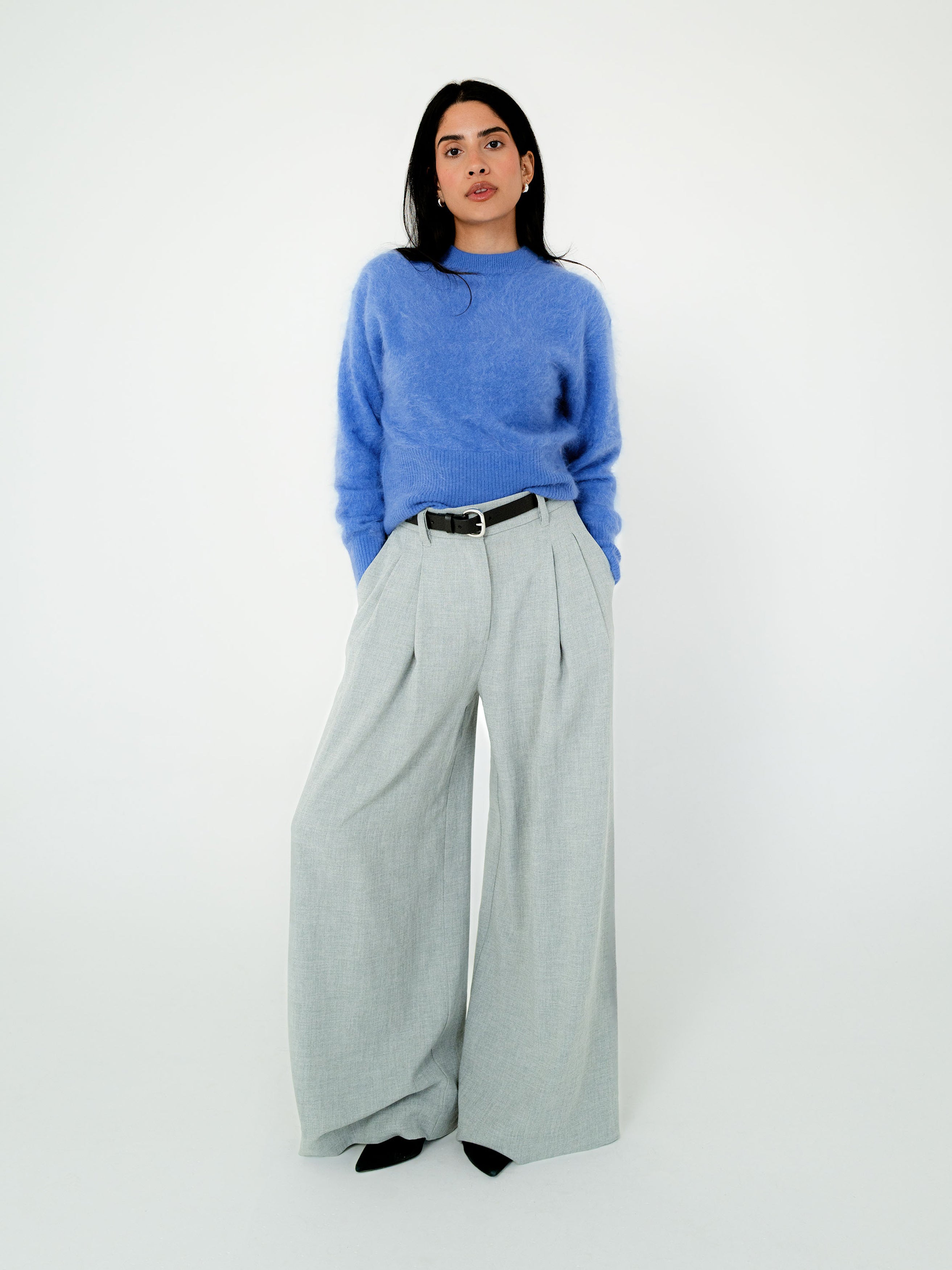 Quinn Cashmere Crew Neck Knit