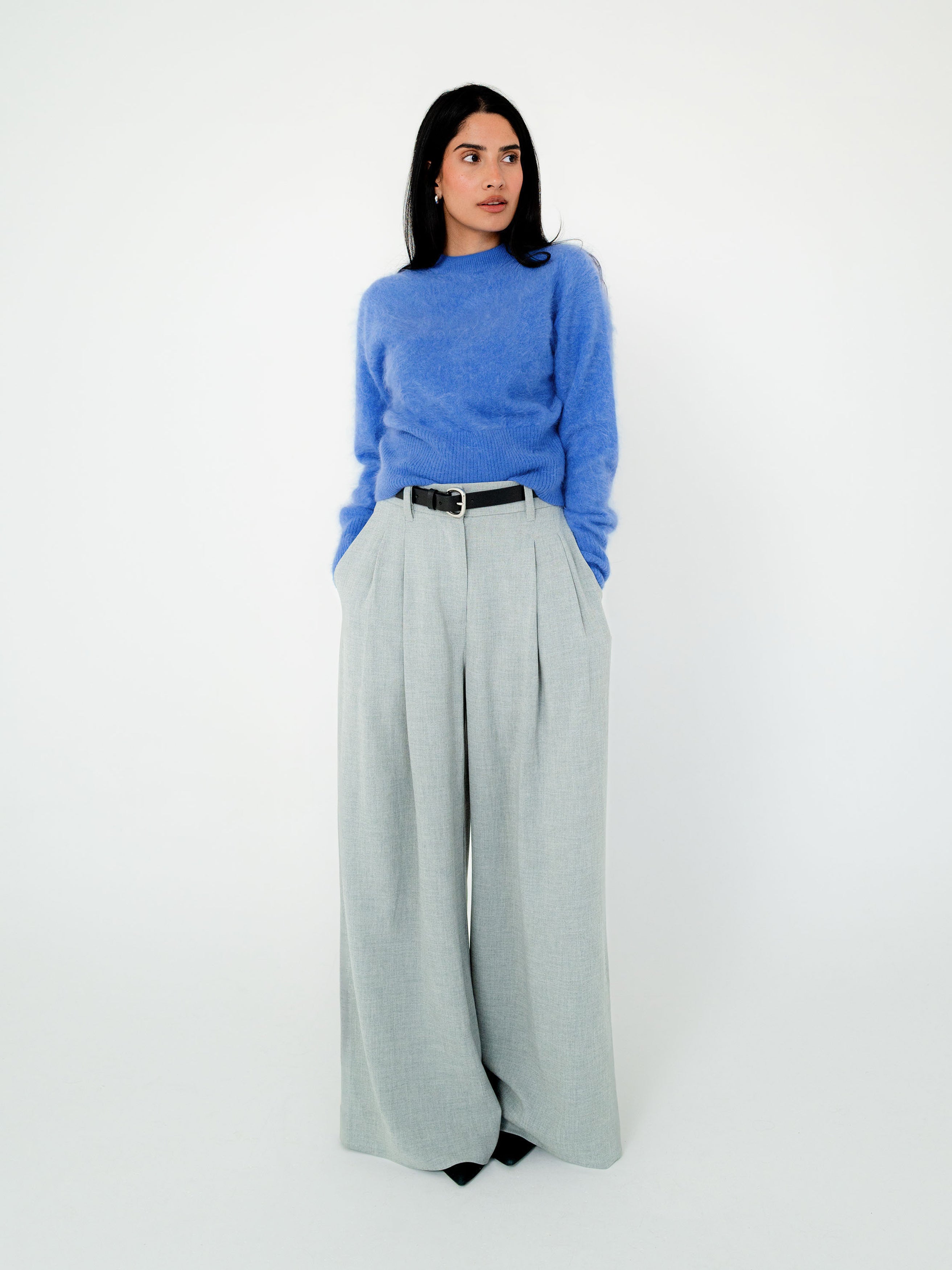 Quinn Cashmere Crew Neck Knit